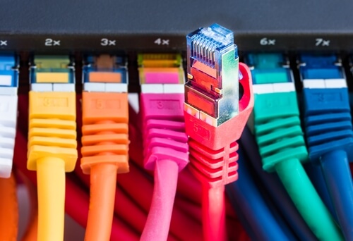 E-TDS : votre allié connecté au cœur de la France ! Des solutions informatiques, réseau et radiocommunication qui bougent avec vous.